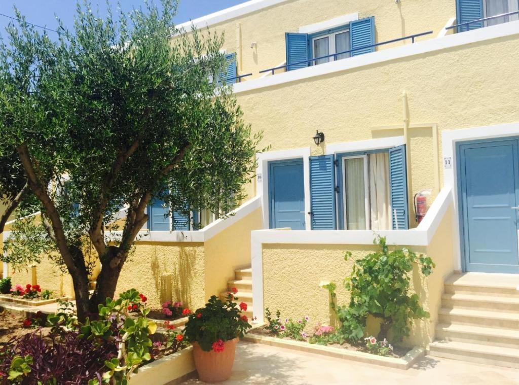 Esperides Maisonettes Agia Marina  Екстер'єр фото