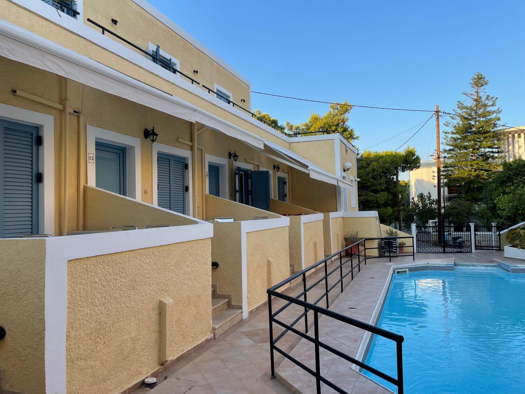 Esperides Maisonettes Agia Marina  Екстер'єр фото
