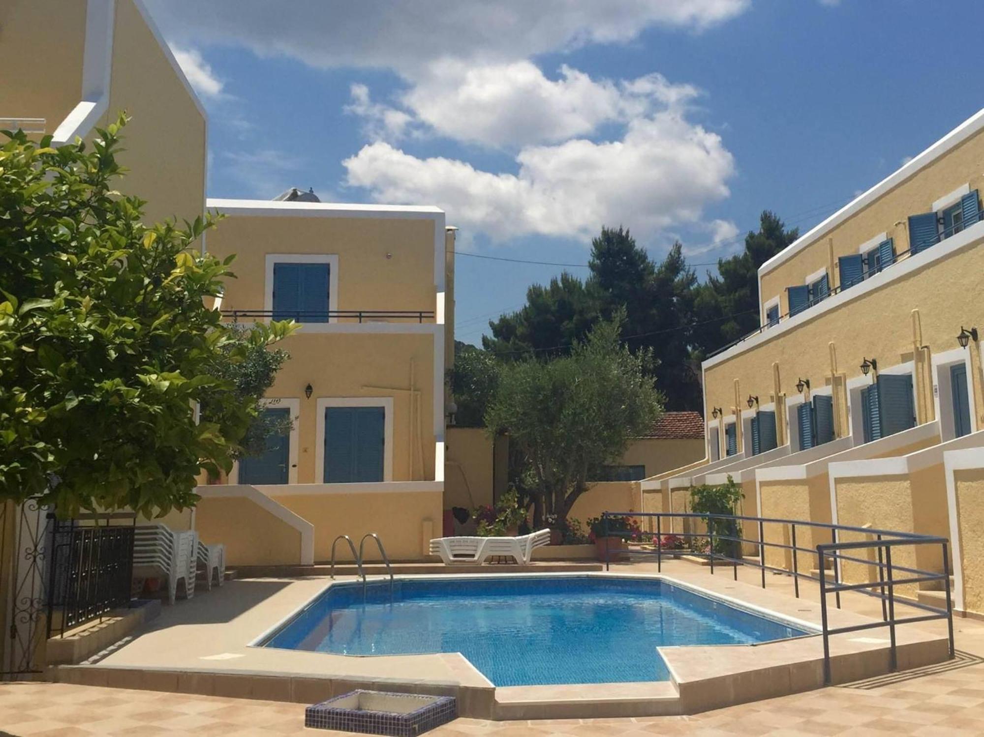 Esperides Maisonettes Agia Marina  Екстер'єр фото