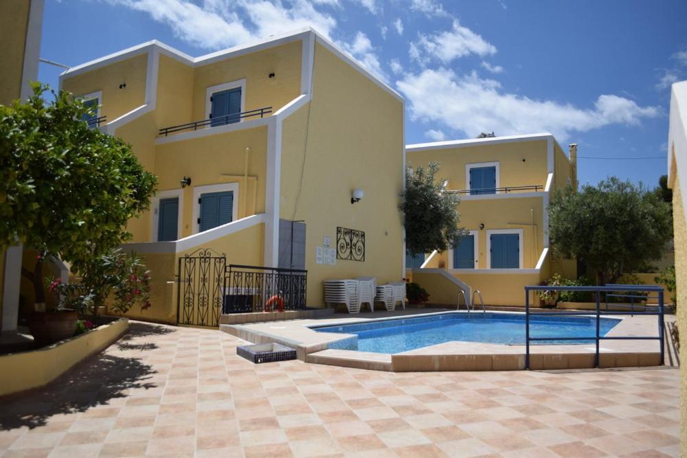 Esperides Maisonettes Agia Marina  Екстер'єр фото