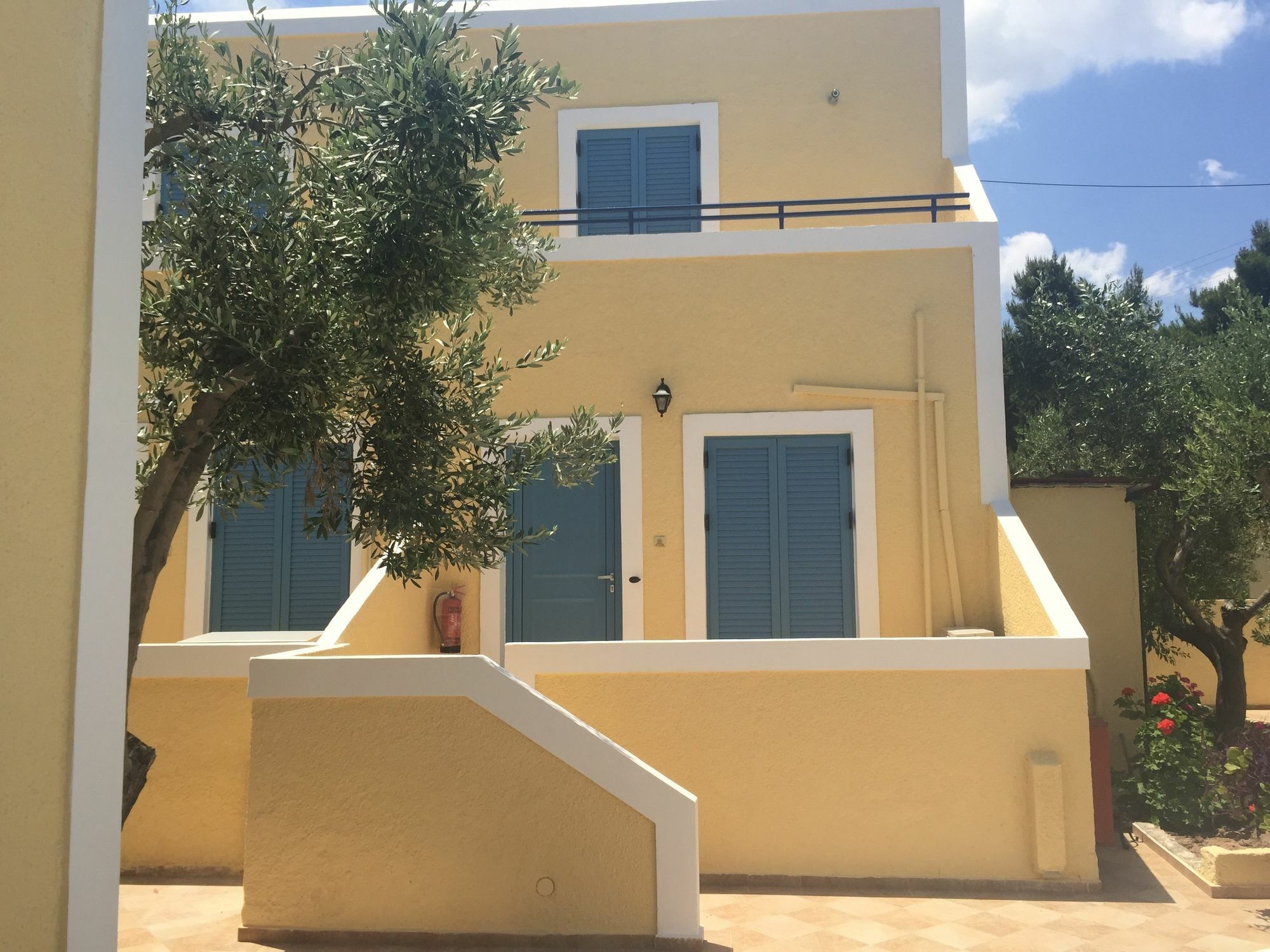 Esperides Maisonettes Agia Marina  Екстер'єр фото